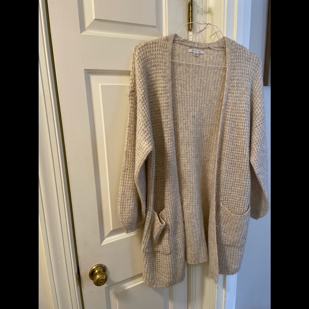 American eagle sweater